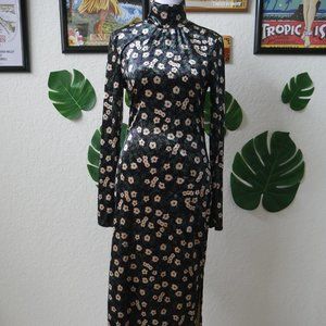 Pretty Velour Floral Print Maxi Dress Size Medium